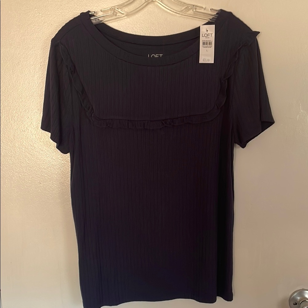 LOFT Women's Navy Top NWT (size L)